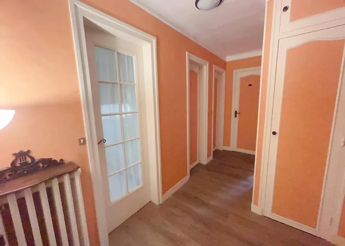 住在巴黎 * Bondy